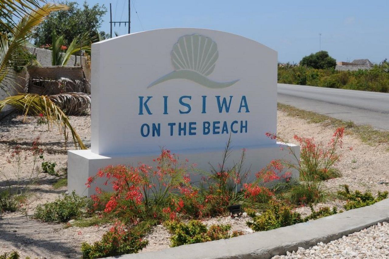 キシワ オン ザ ビーチ リゾート パジェ エクステリア 写真